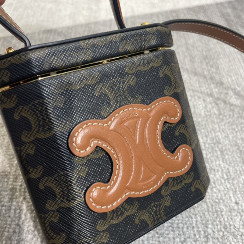 Ce1i*e satchel bags